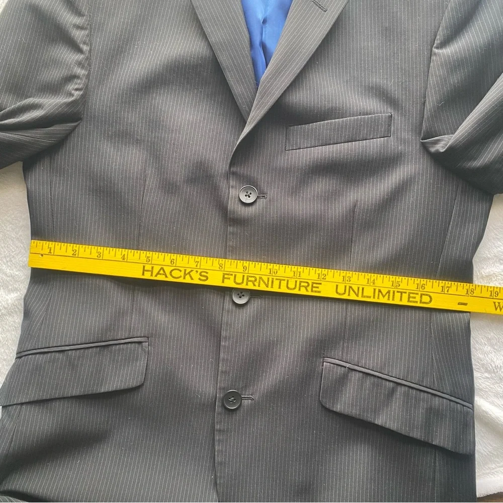Men’s Tailored Gray Pinstripe Blazer Sport Coat Blue Lining 3 Button XS/S - Picture 7 of 13